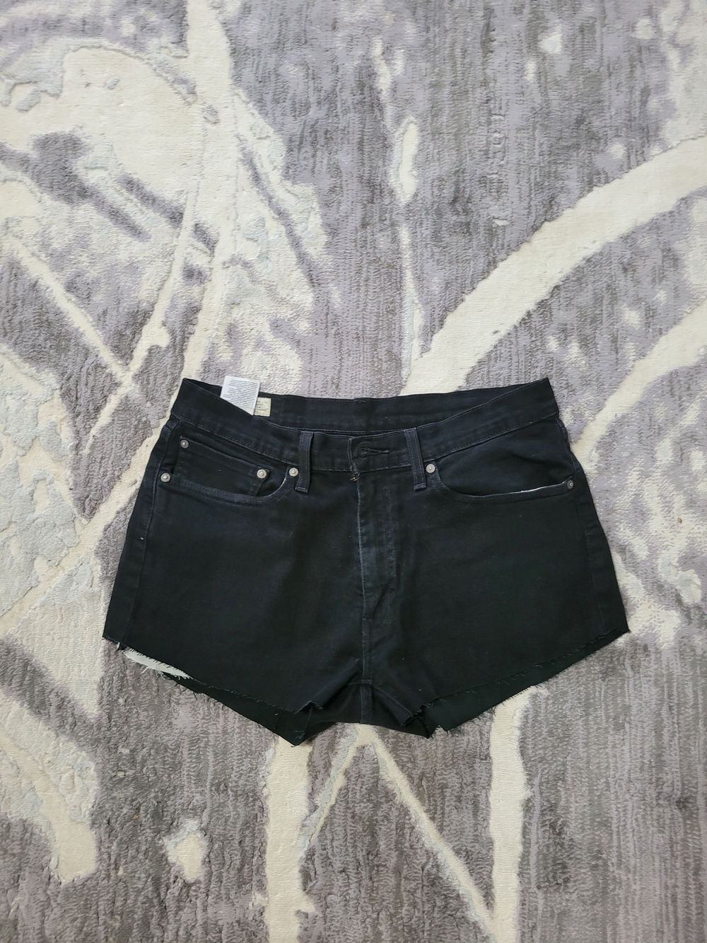 Levi's Classic Black Denim Women's Cutoff Shorts Sise 32